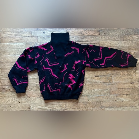 Head Sweaters - Vintage Head Black and Pink Turtleneck Sweater